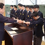 令和6年度前期学級代表・学級副代表の認証式が行われました