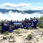 全校登山が行われました。